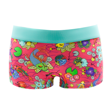 Schockhöschen Panty Koi Pink Vorderansicht — verspielter Koi-Print auf leuchtendem Pink, 95 % Baumwolle fair in Deutschland genäht, Größen XS bis 4XL
